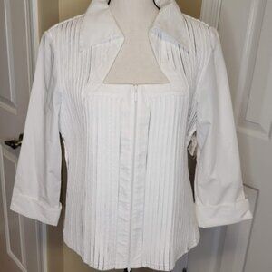 Ravel White Pleated Zip-Front Blouse – Size Large